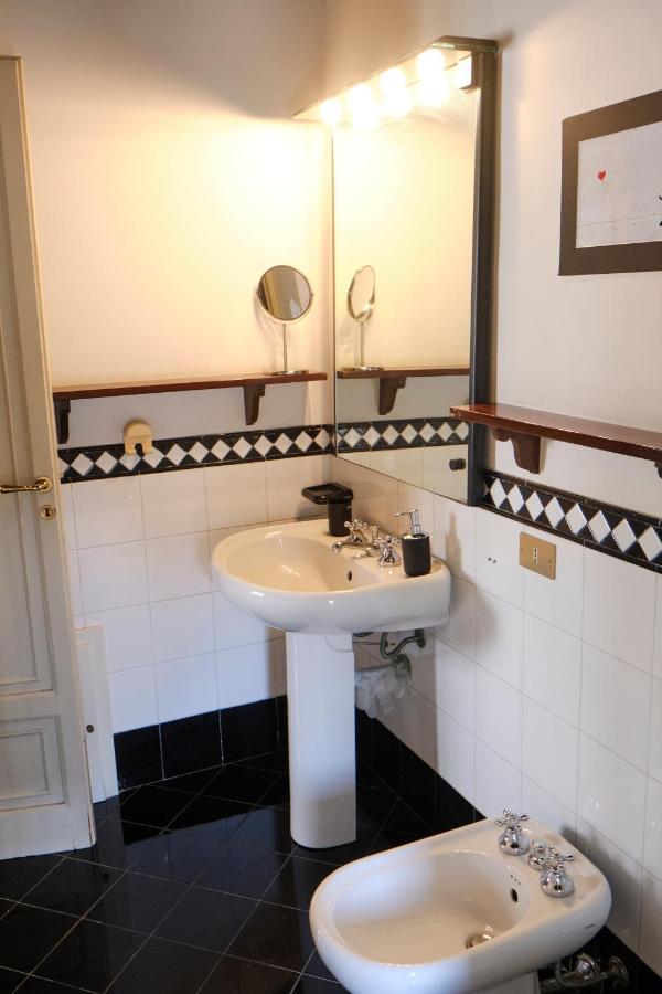 Attico Con Terrazza Sul Porto Apartment ปาแลร์โม ภายนอก รูปภาพ