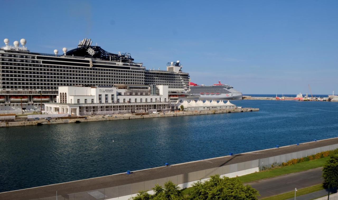 Attico Con Terrazza Sul Porto Apartment ปาแลร์โม ภายนอก รูปภาพ