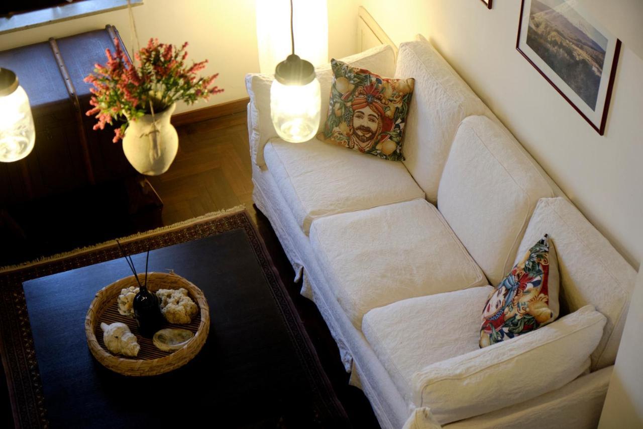 Attico Con Terrazza Sul Porto Apartment ปาแลร์โม ภายนอก รูปภาพ