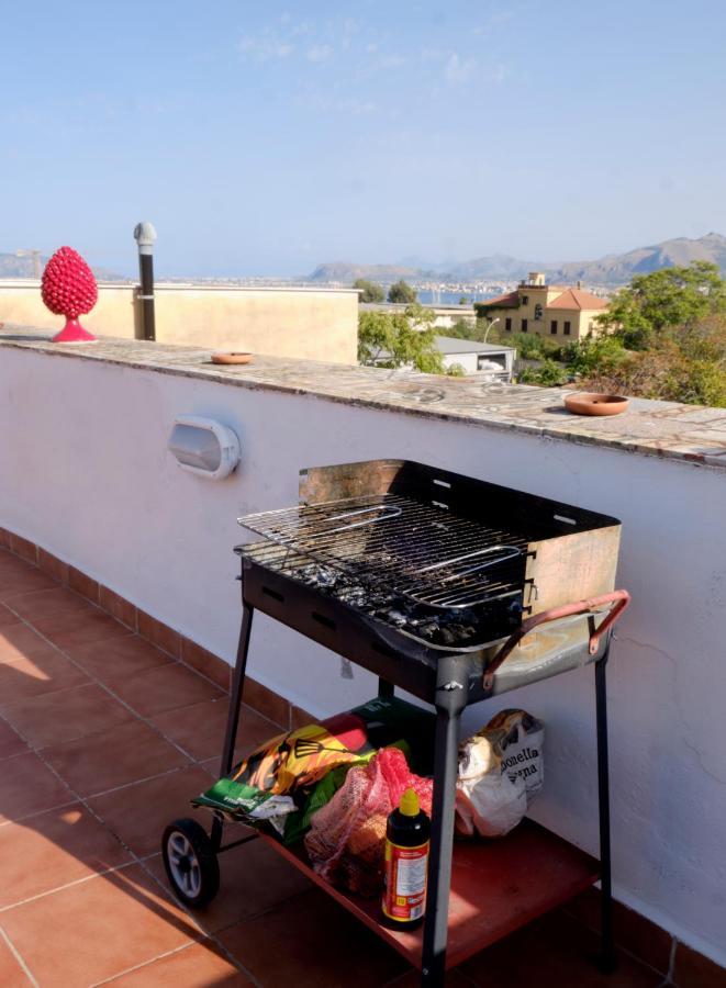 Attico Con Terrazza Sul Porto Apartment ปาแลร์โม ภายนอก รูปภาพ
